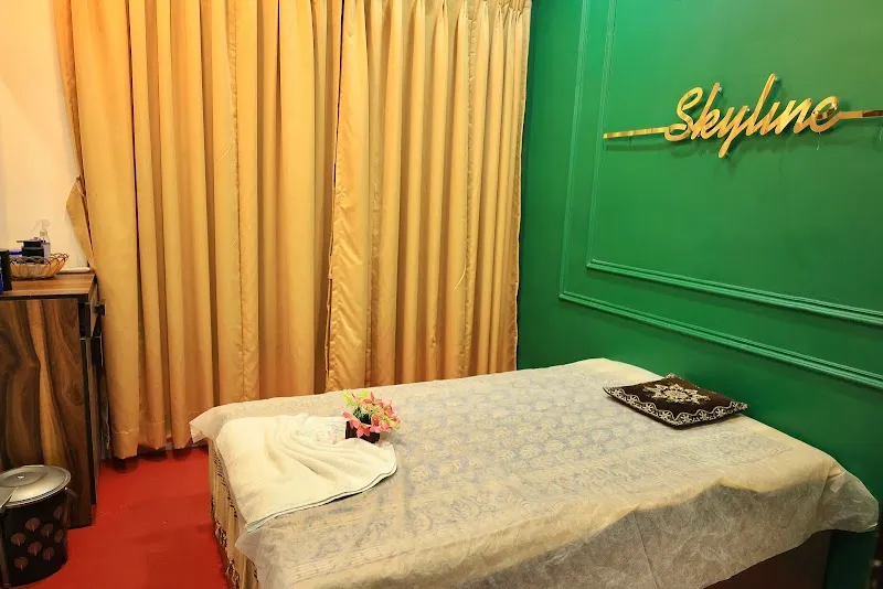 Royal Touch Spa In Goregaon East