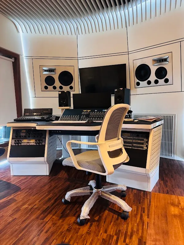 Blare Bridge Studio