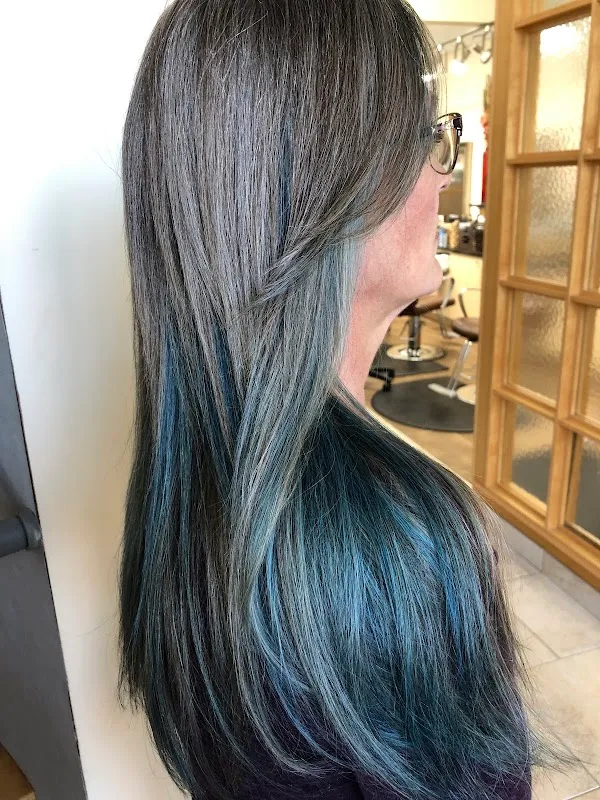 Studio 9 Salon