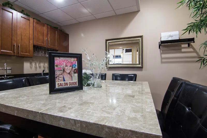 Studio 9 Salon