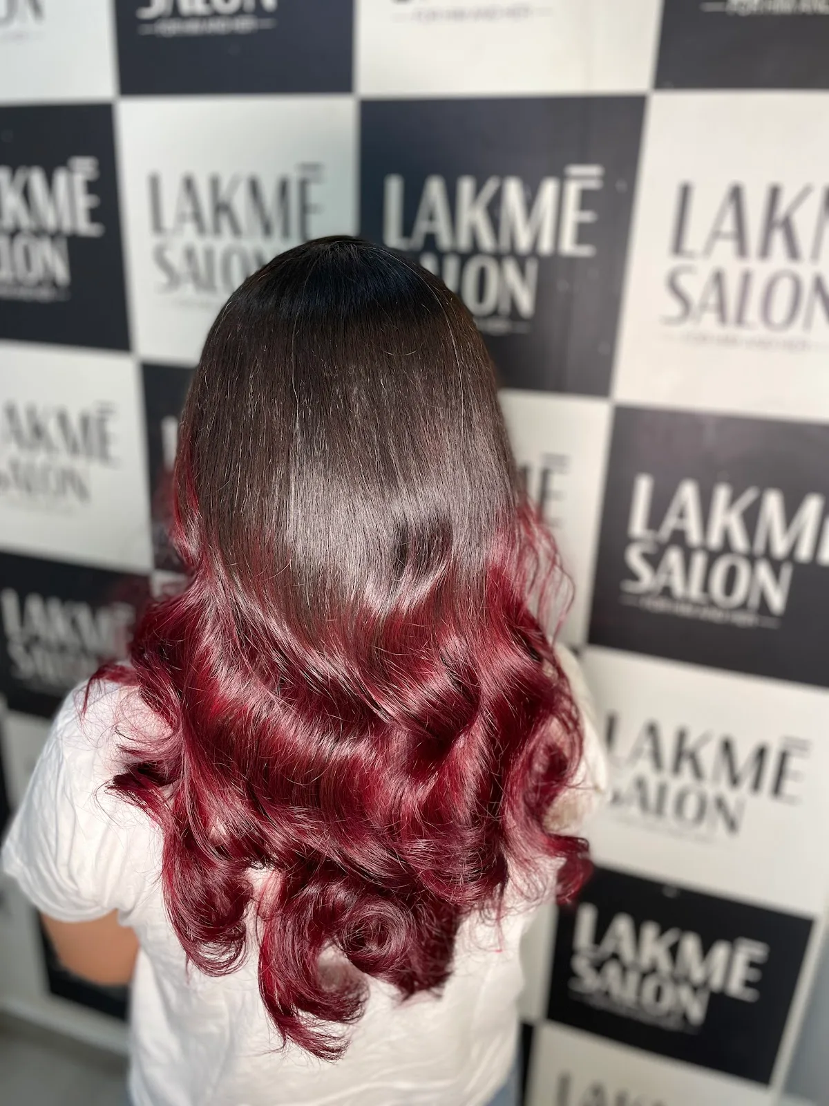 Lakme Salon For Him and Her in Nepania,Indore