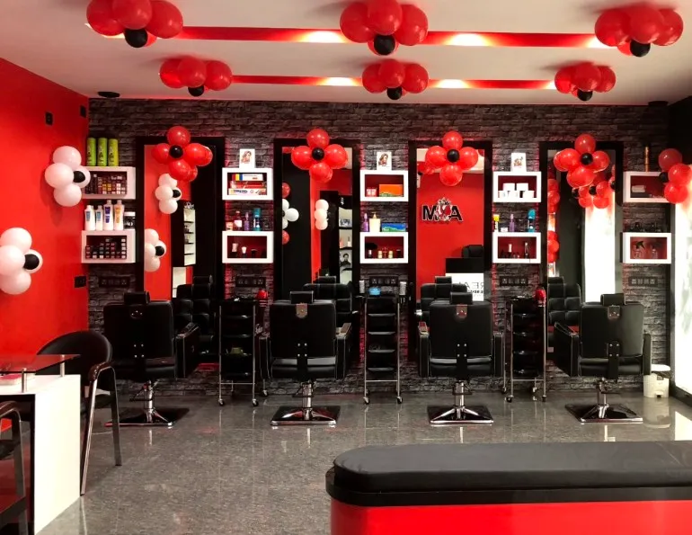 AM Unisex Salon & Spa
