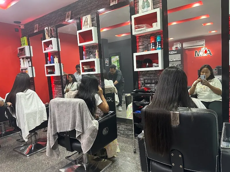 AM Unisex Salon & Spa