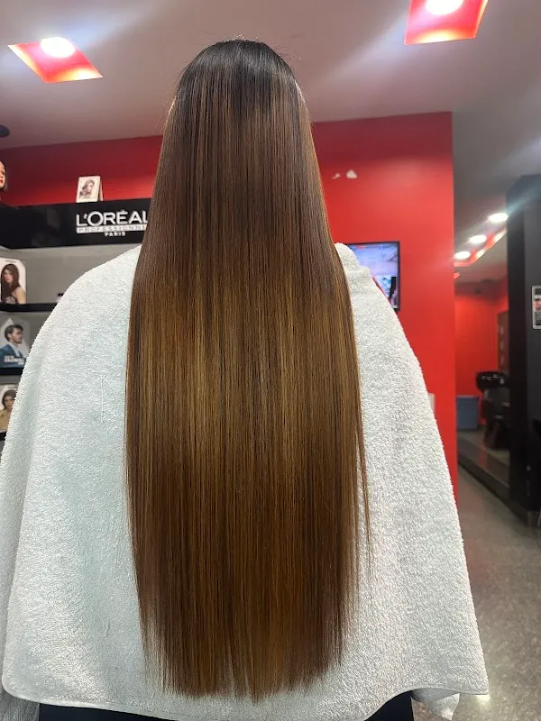 AM Unisex Salon & Spa