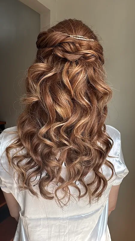 Salon Roman