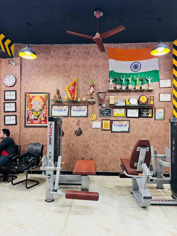 DLIMITLESSGYM