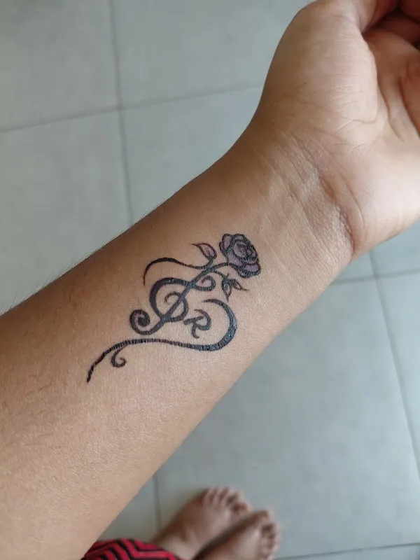 Red Rose Tattoo Studio