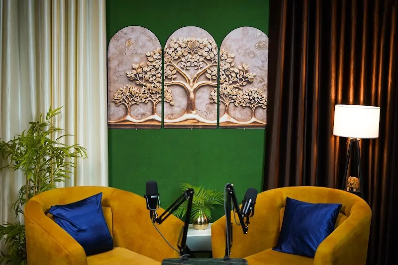 HandiCrunch Podcast Rental Studio | Space for Shoots & Recording