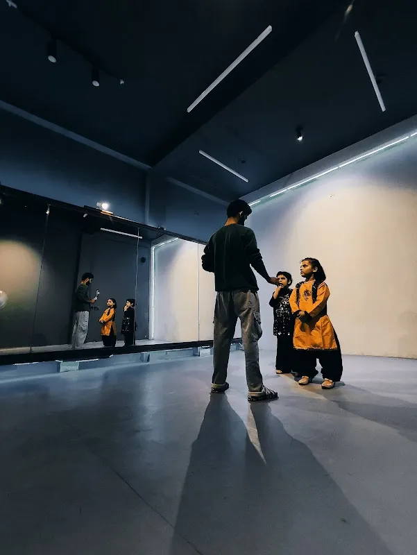 Streekzz Dance Studio