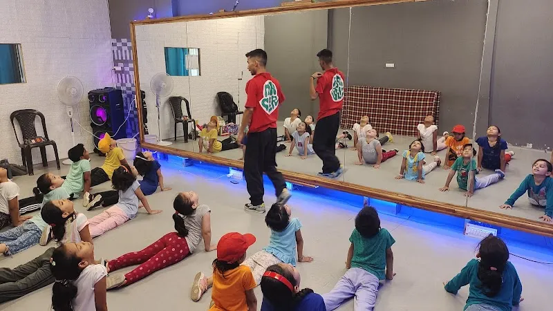 Streekzz Dance Studio