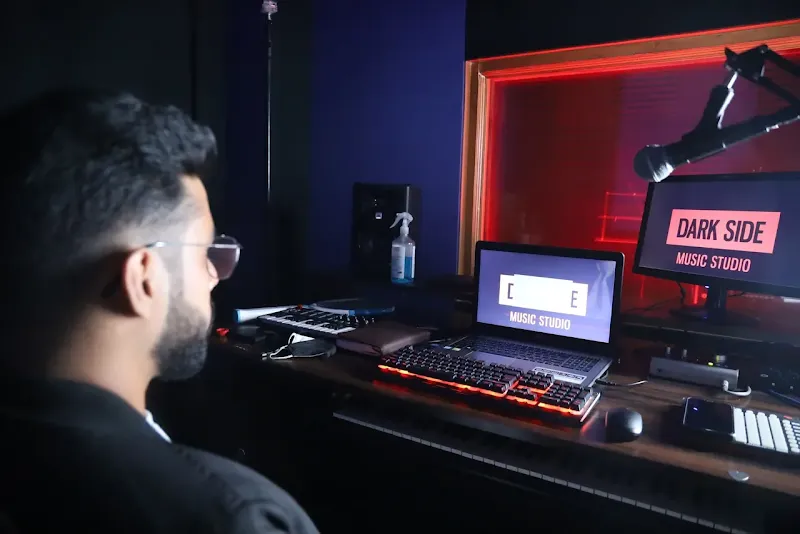 Dark Side Music Studio