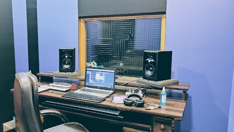 Dark Side Music Studio