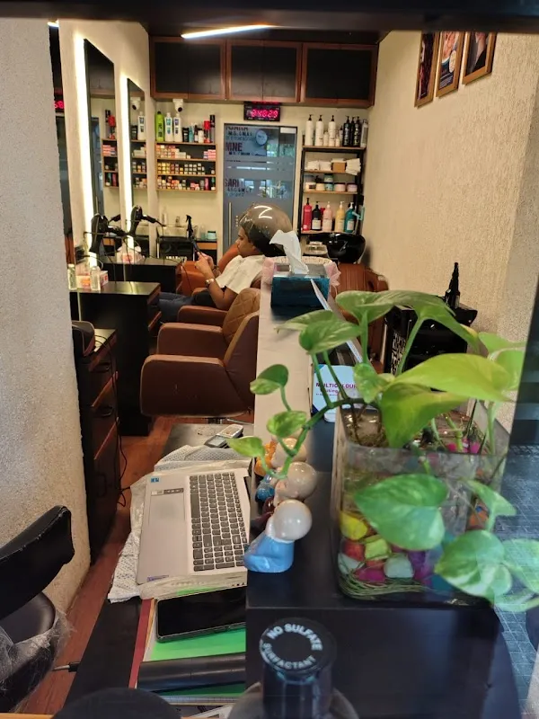 AARIF UNISEX SALON