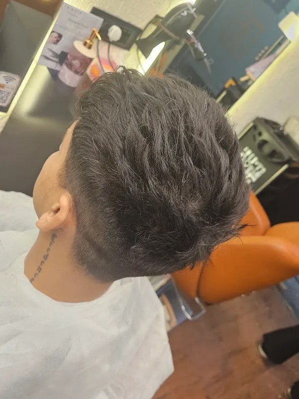 AARIF UNISEX SALON