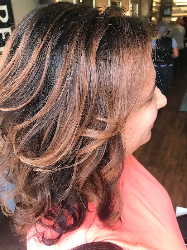 Michael Christian Salon & Dry Bar