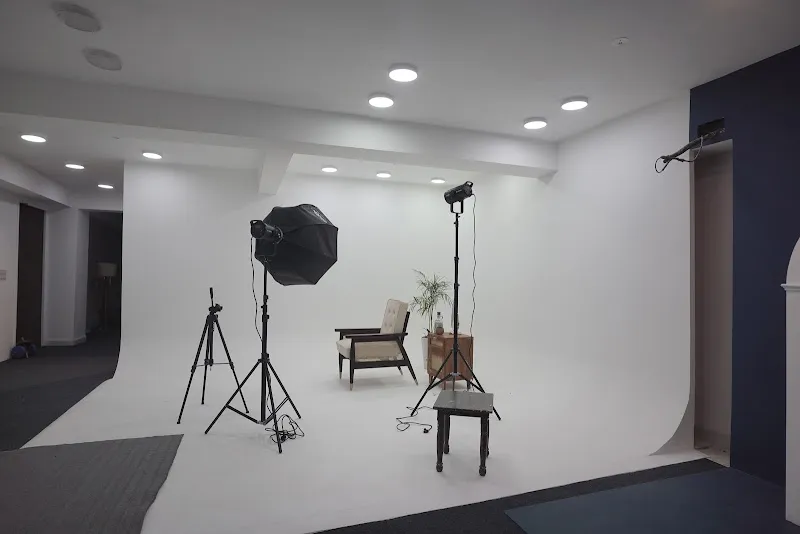 Digiparadise Studios – Best Podcast Studio in Delhi