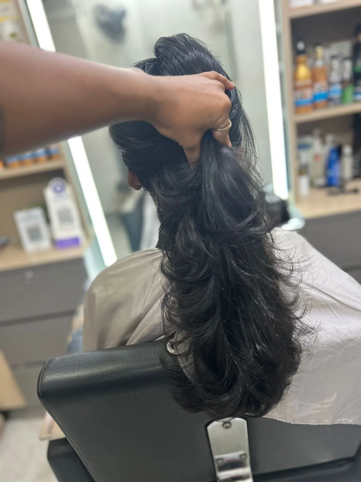 Anushree Hair & Beauty Salon
