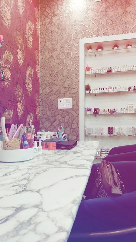 Nakshatra Unisex Salon & Academy