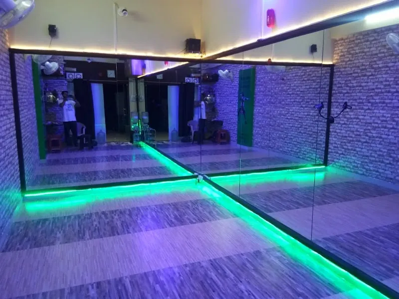 Omy's Aerozum & Dance Hub