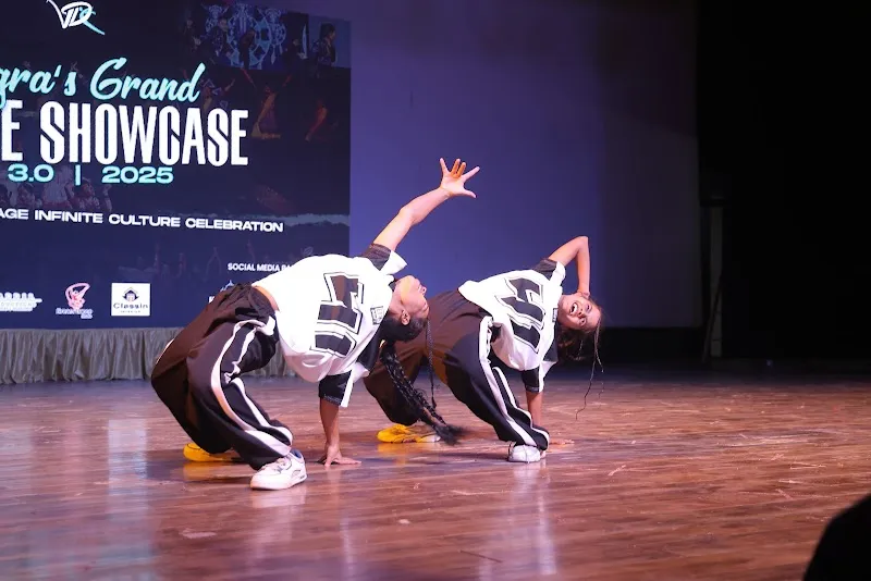 Vibrant Dance Choreography- Professional Dance Academy Agra