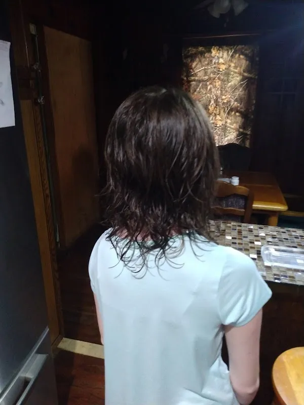 Cuts & Curls