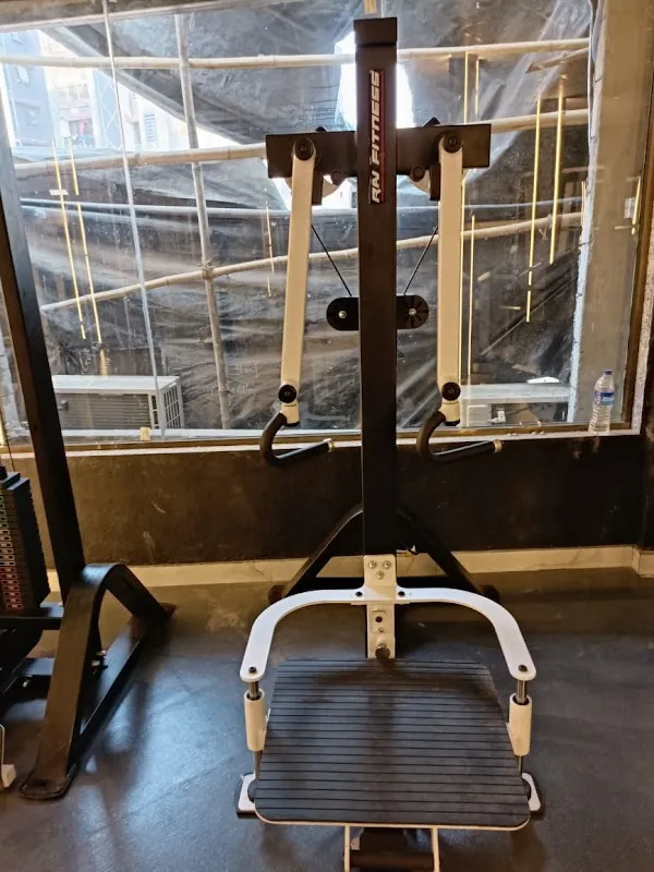 M2J FITNESS CENTRE