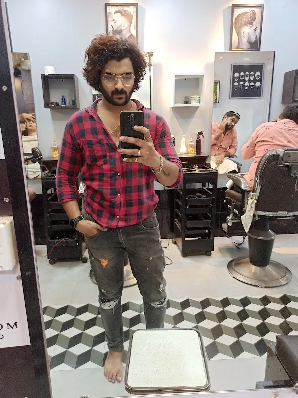 Kingdom hair studio