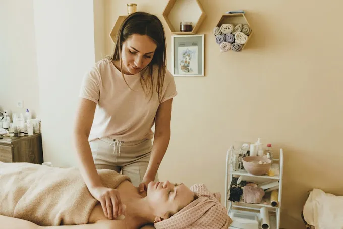Sparsh The Massage Spa Rajouri Garden - Luxury Spa In Rajouri Garden New Delhi