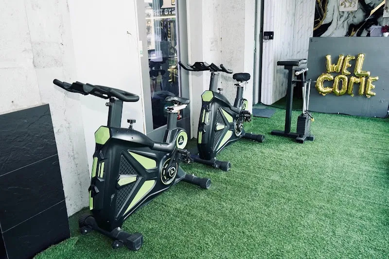 FITNESS FIRST GYM