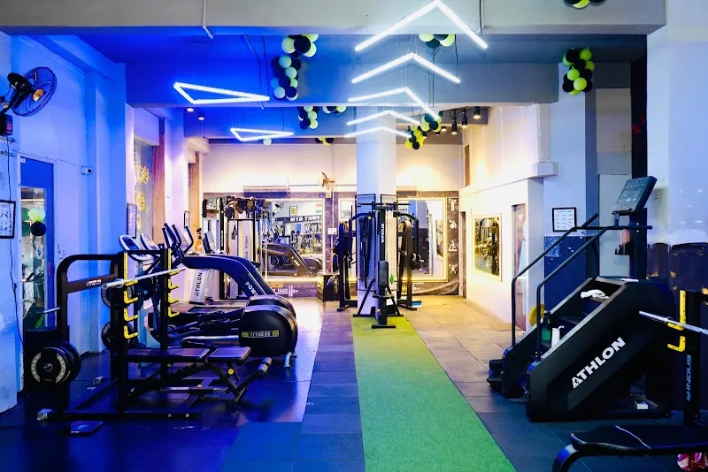 FITNESS FIRST GYM