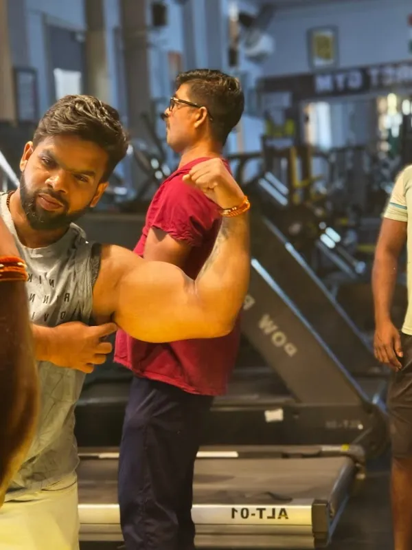 FITNESS FIRST GYM