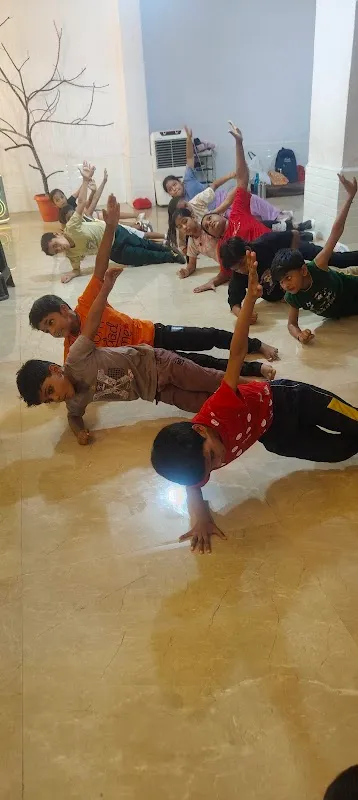 Crazy dance movements