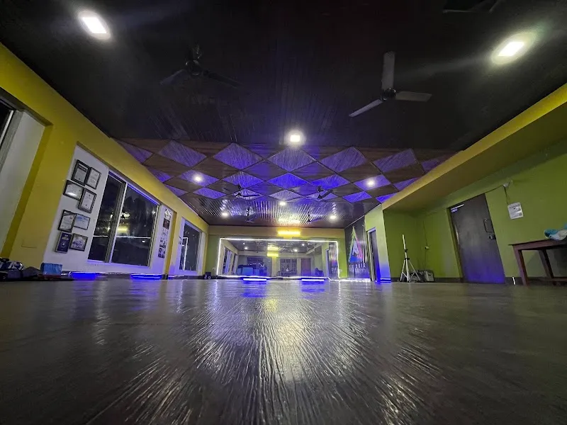 TRIONIX DANCE STUDIO