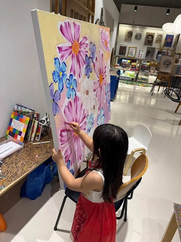 Chalk N Pencils Art Studio @ New Bahru