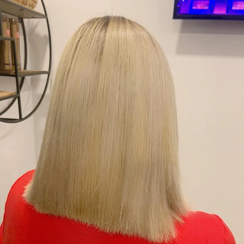 Supreme Blonde
