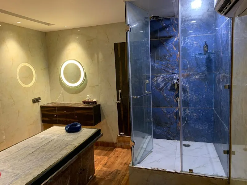 Crown Spa Luxury Pitampura 2nd Branch