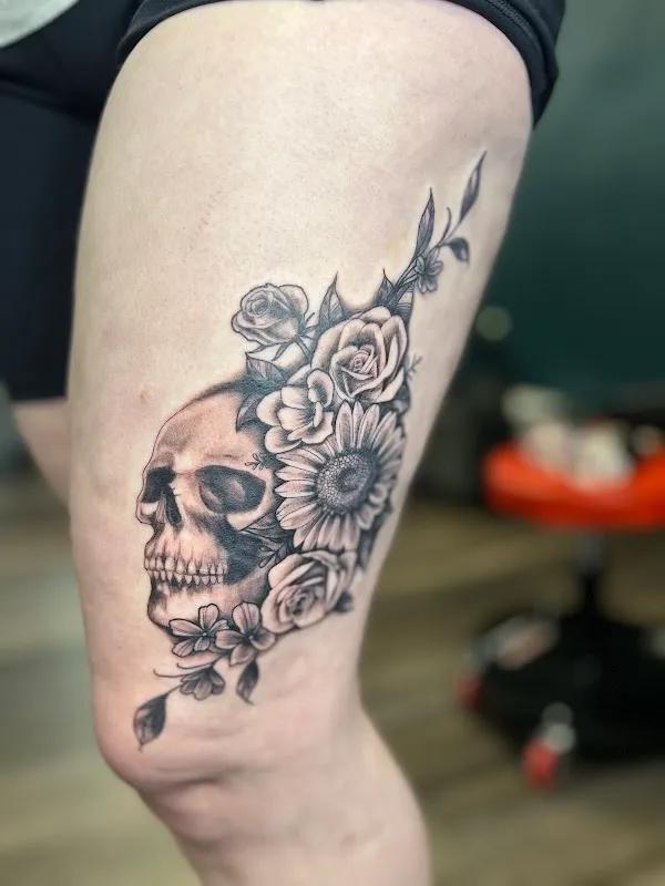 Royal Circle Tattoo studio and Art