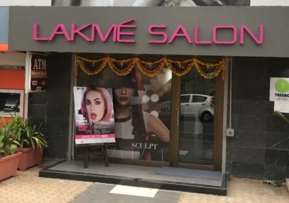 Lakme Salon For Him and Her in Worli,Mumbai