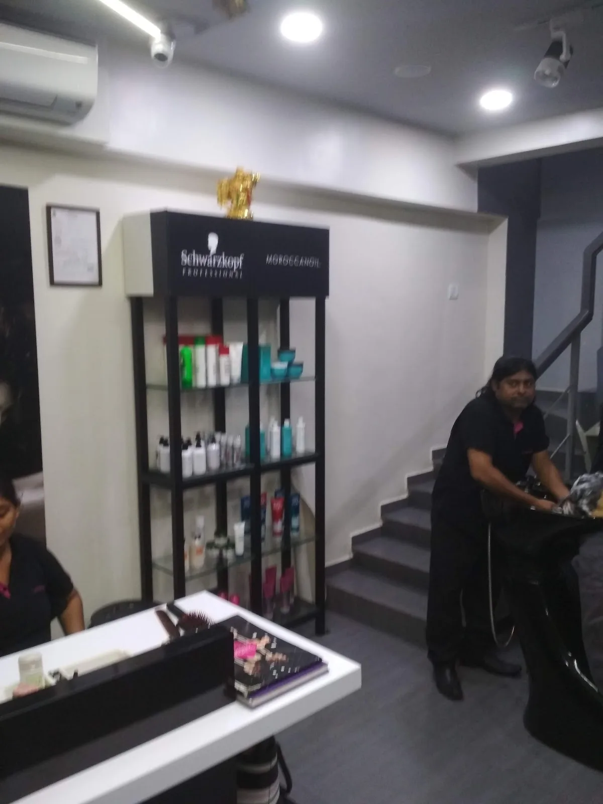 Lakme Salon For Him and Her in Worli,Mumbai