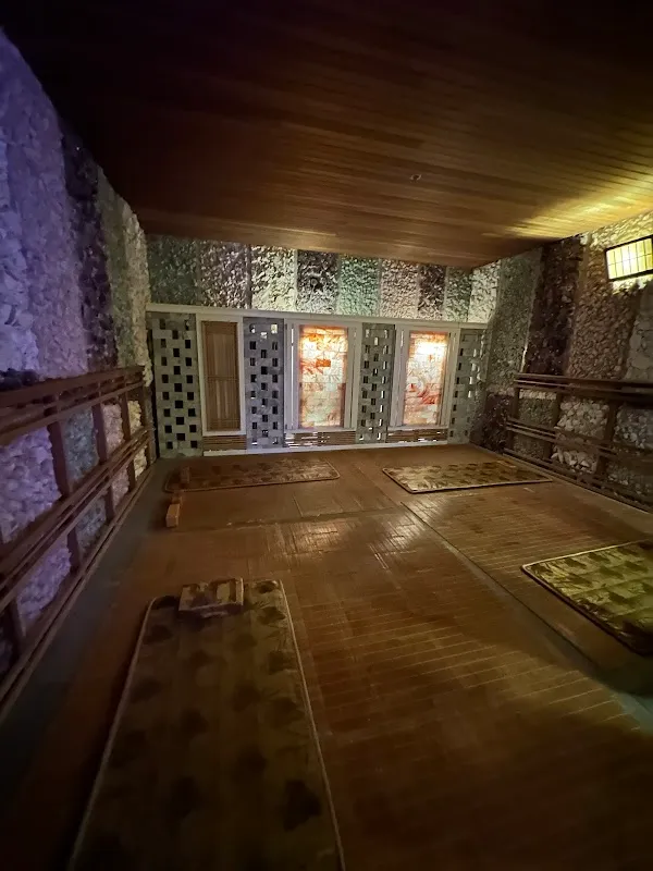 Q Sauna & Spa