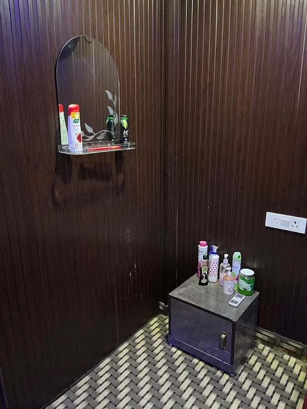 Golden Door Spa And Salon