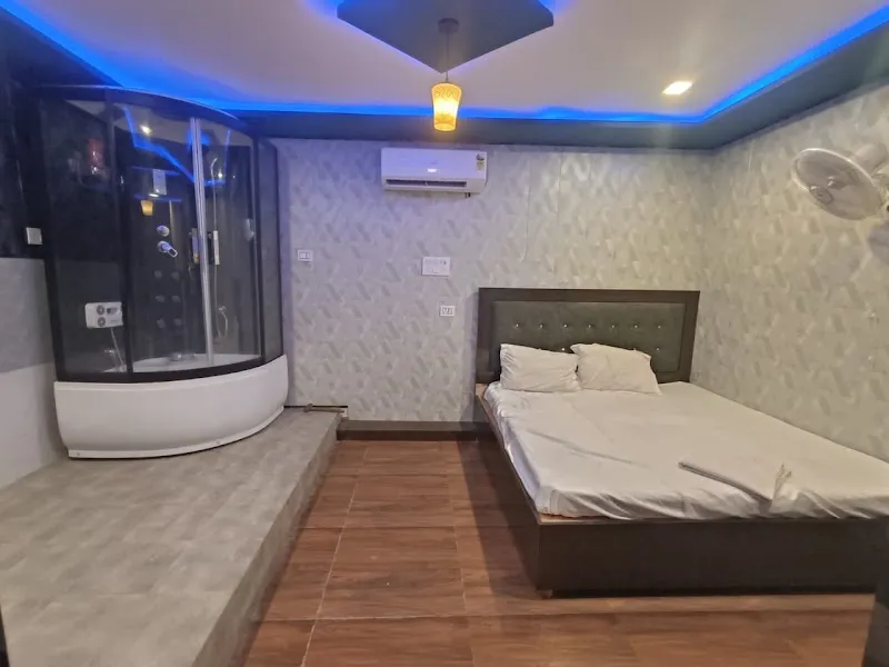 Golden Door Spa And Salon