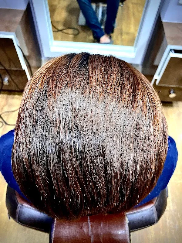 Creative Master Unisex Salon