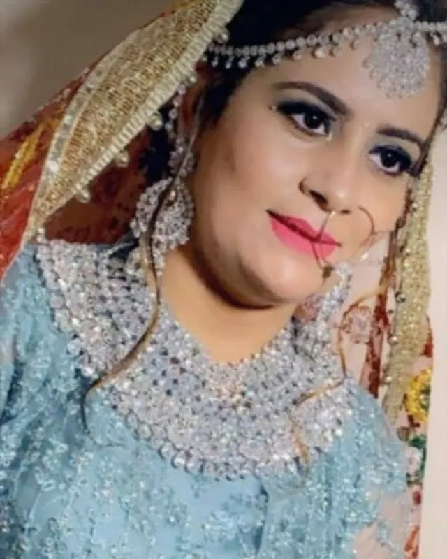Aparna's salon