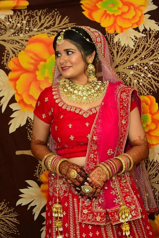 Aparna's salon