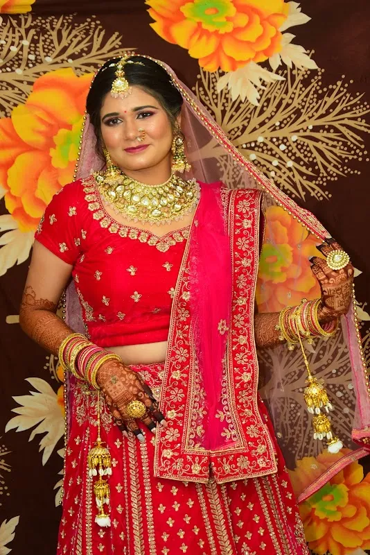 Aparna's salon