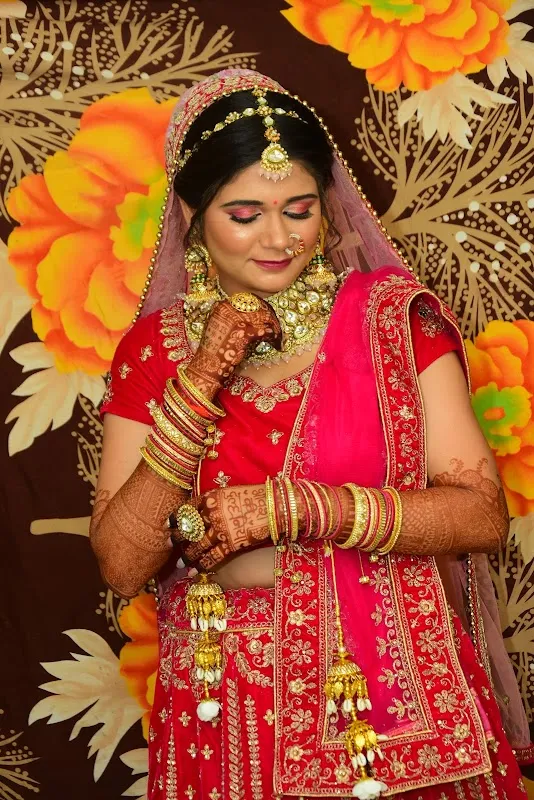 Aparna's salon