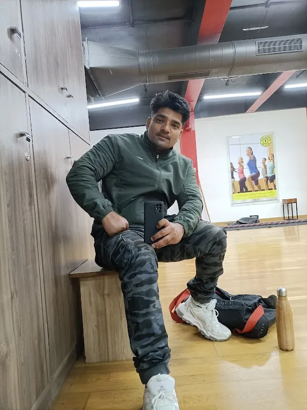 Gold's Gym Ahilyanagar
