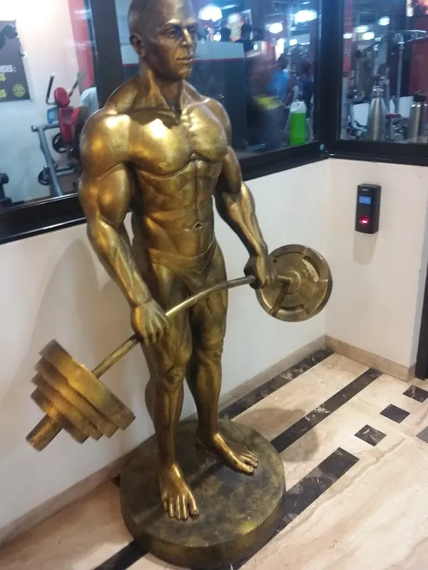 Gold's Gym Ahilyanagar