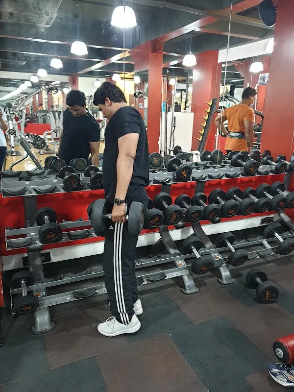 Gold's Gym Ahilyanagar